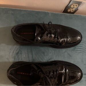 Prada Black Oxford Shoes with Timeless Elegance